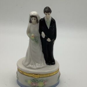 Married Couple Porcelain Trinket/Keepsake Box